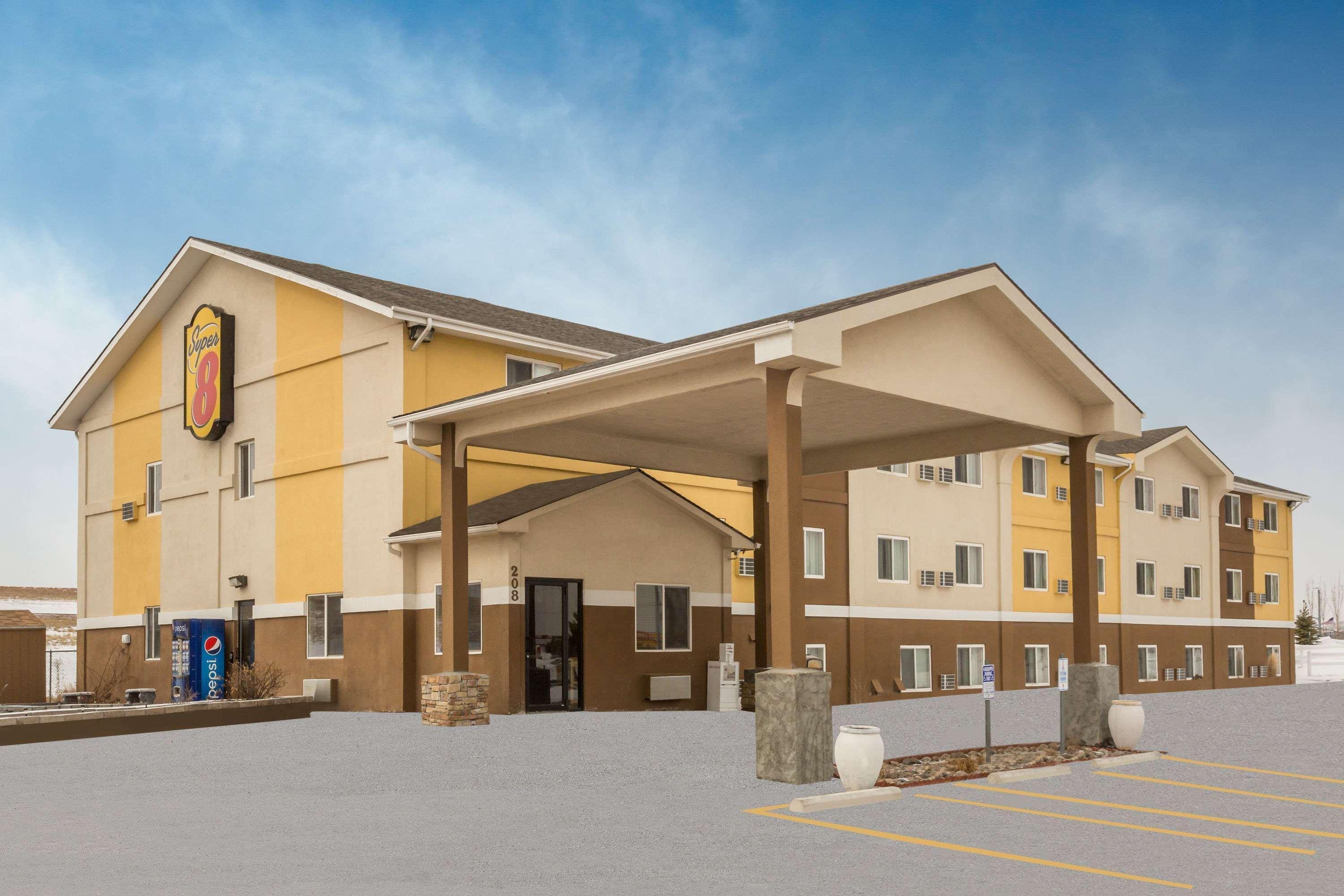 Hotel Super 8 By Wyndham Gillette Exterior foto